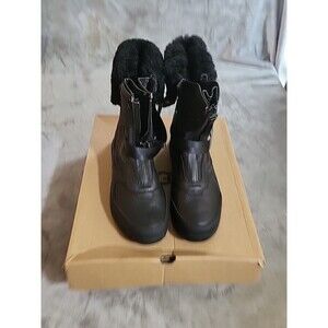 UGG Tahoe Black Waterproof Leather Fur Short Snow Boots Size 10